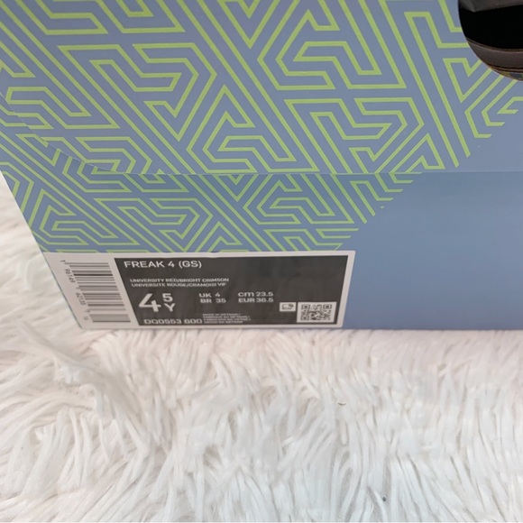 Nike Kids' Grade School Freak 4 Basketball Shoes University Red / Bright Crimson - Picture 4 of 9